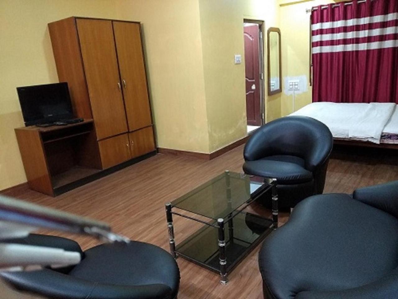 Hotel Relax Calcutta Extérieur photo